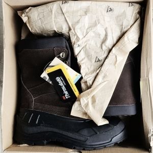 NEW w/tags, Kamik Nations Men's boots size 9